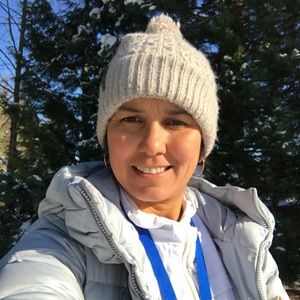 Meet your Posher, Laura